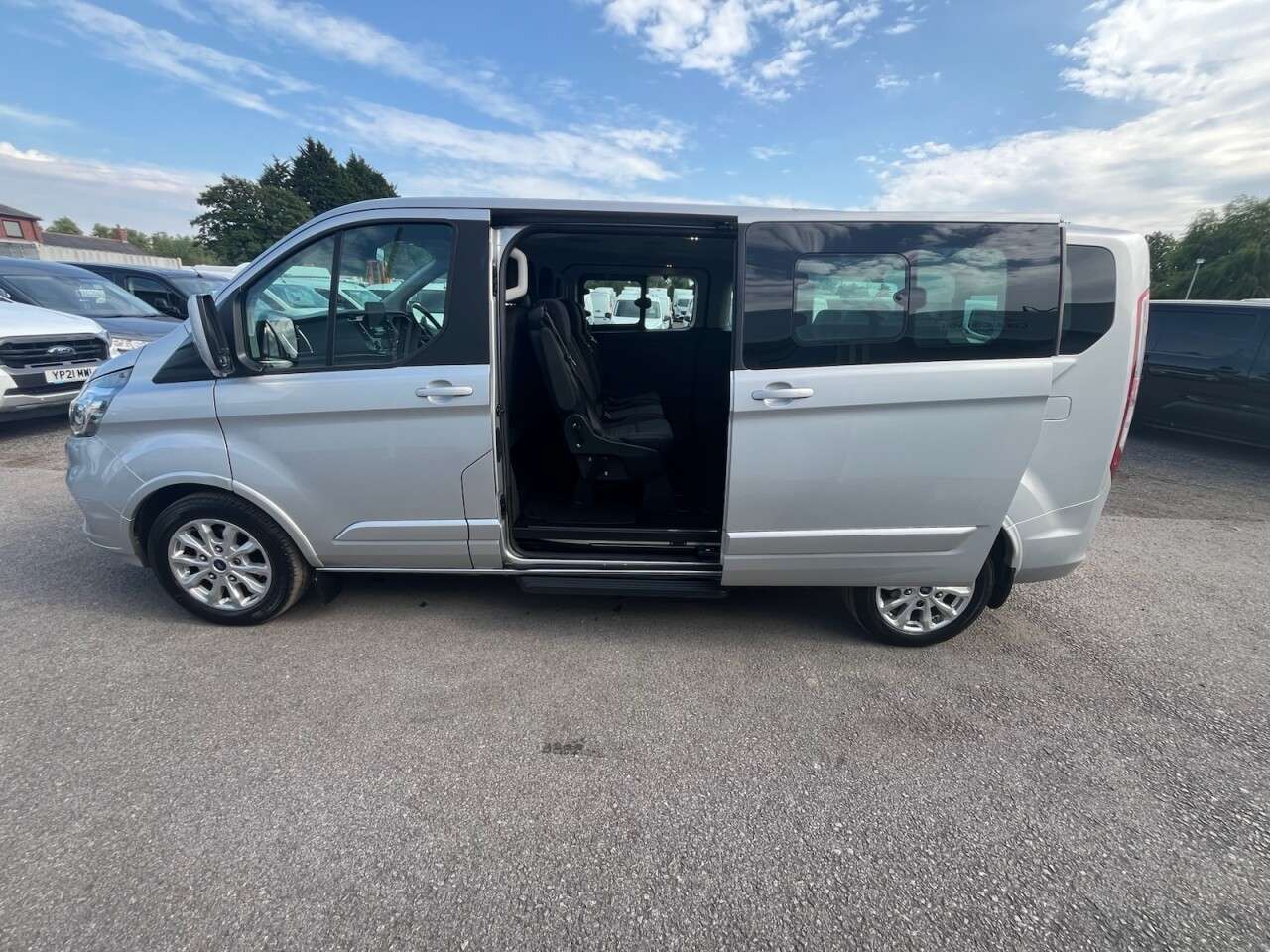 2021 FORD TOURNEO CUSTOM 2021 FORD TOURNEO CUSTOM