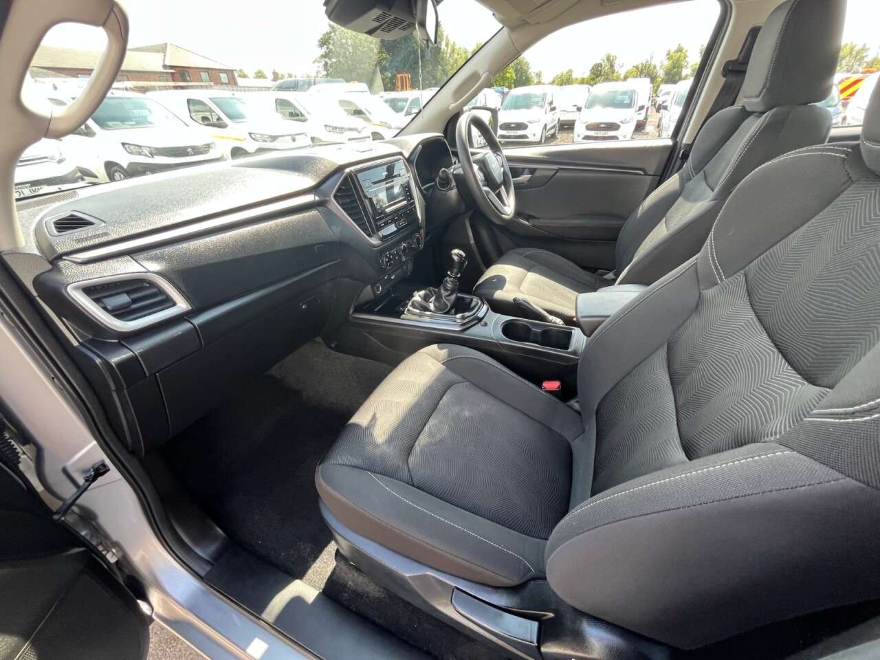 2021 ISUZU D-MAX 2021 ISUZU D-MAX