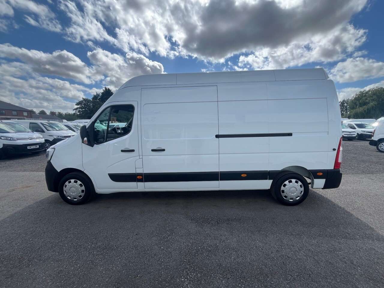 2022 RENAULT MASTER 2022 RENAULT MASTER