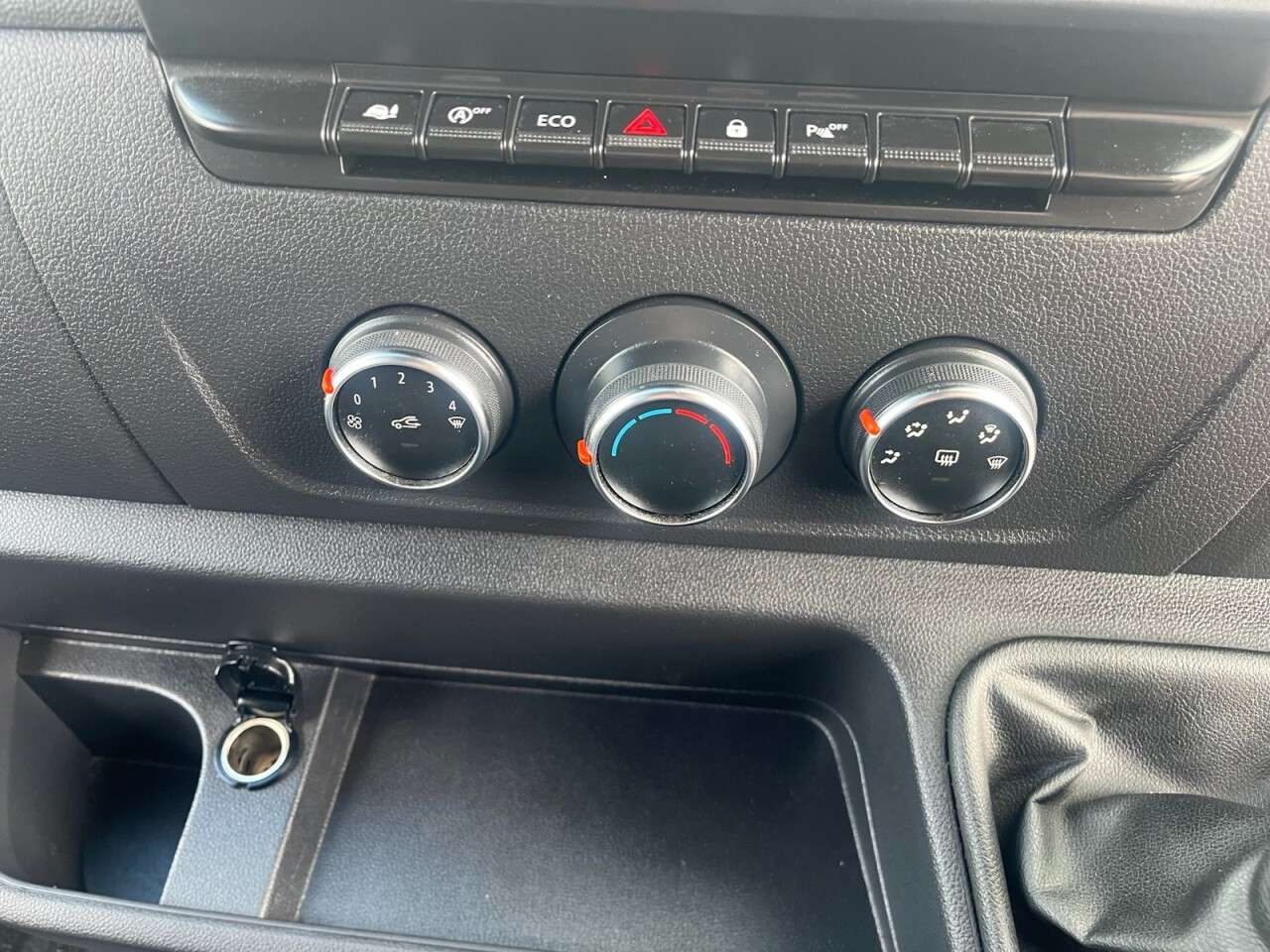 2022 RENAULT MASTER 2022 RENAULT MASTER