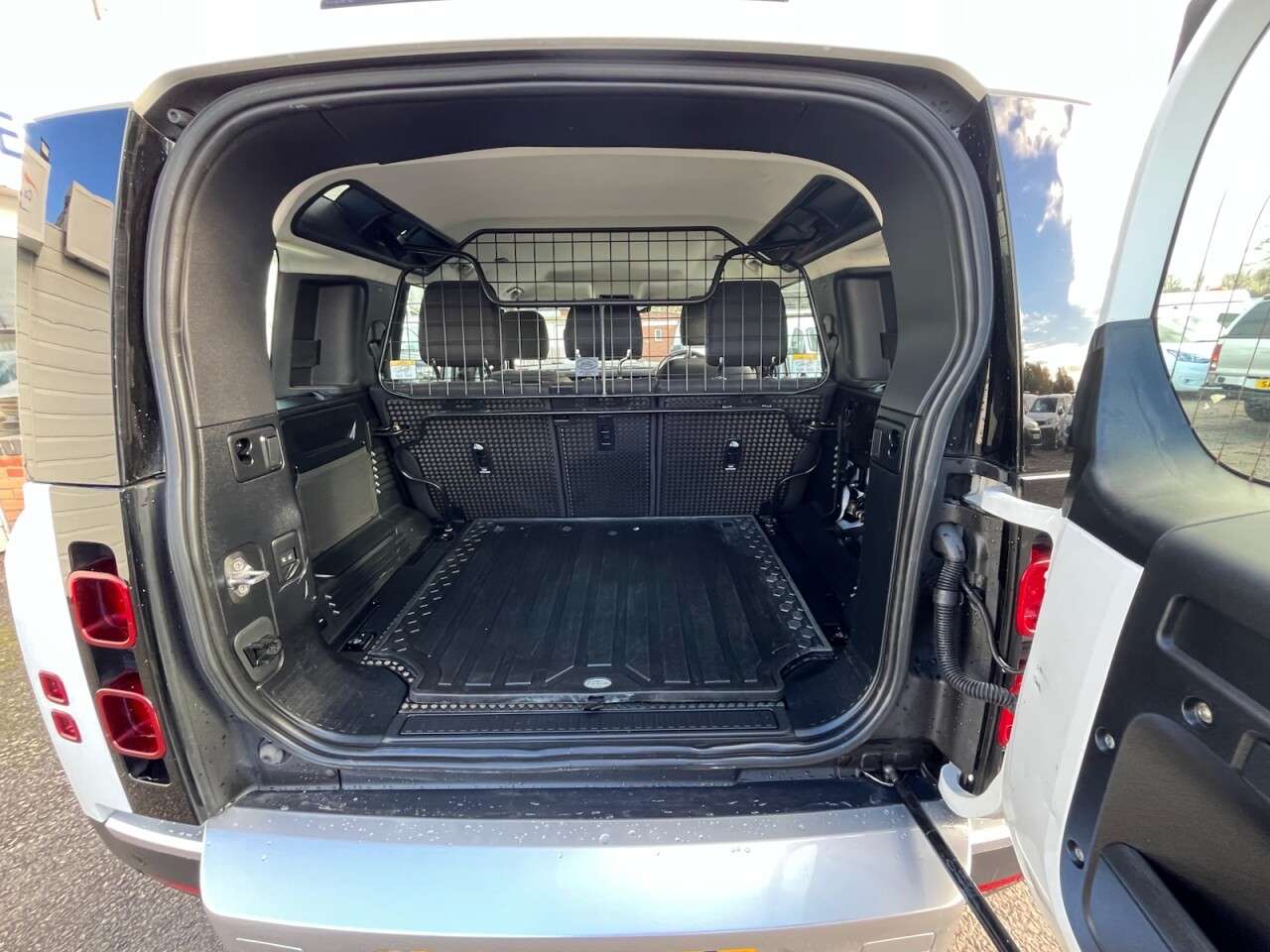 2020 LAND ROVER DEFENDER 2020 LAND ROVER DEFENDER