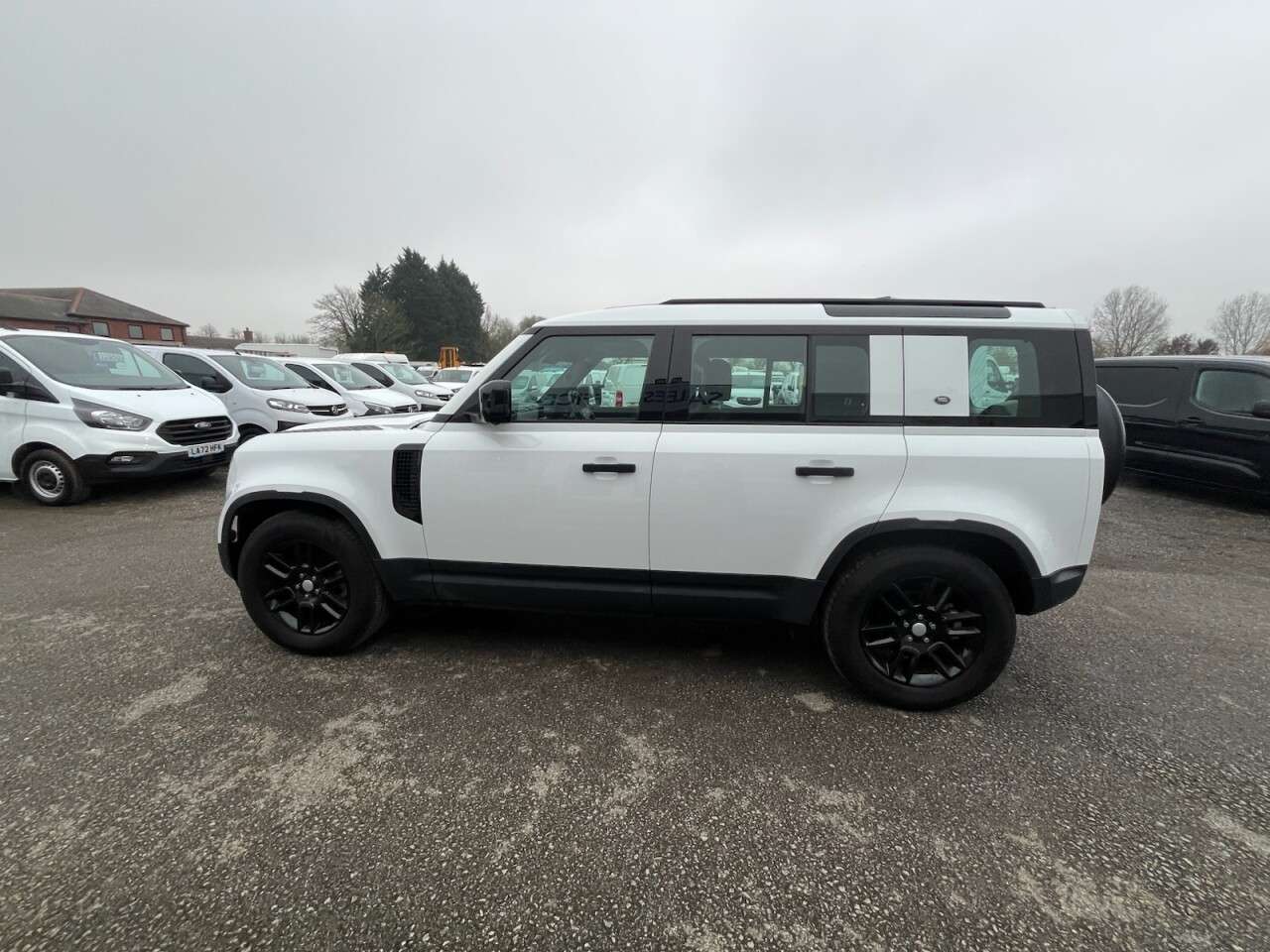 2020 LAND ROVER DEFENDER 110 2020 LAND ROVER DEFENDER 110