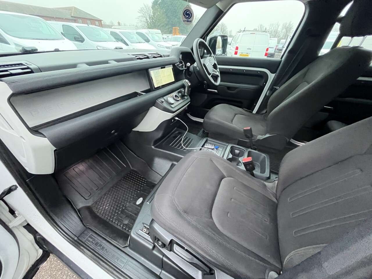 2020 LAND ROVER DEFENDER 110 2020 LAND ROVER DEFENDER 110