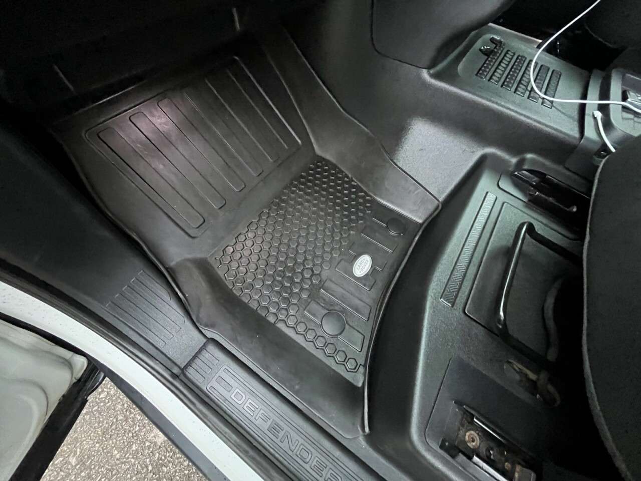 2020 LAND ROVER DEFENDER 110 2020 LAND ROVER DEFENDER 110