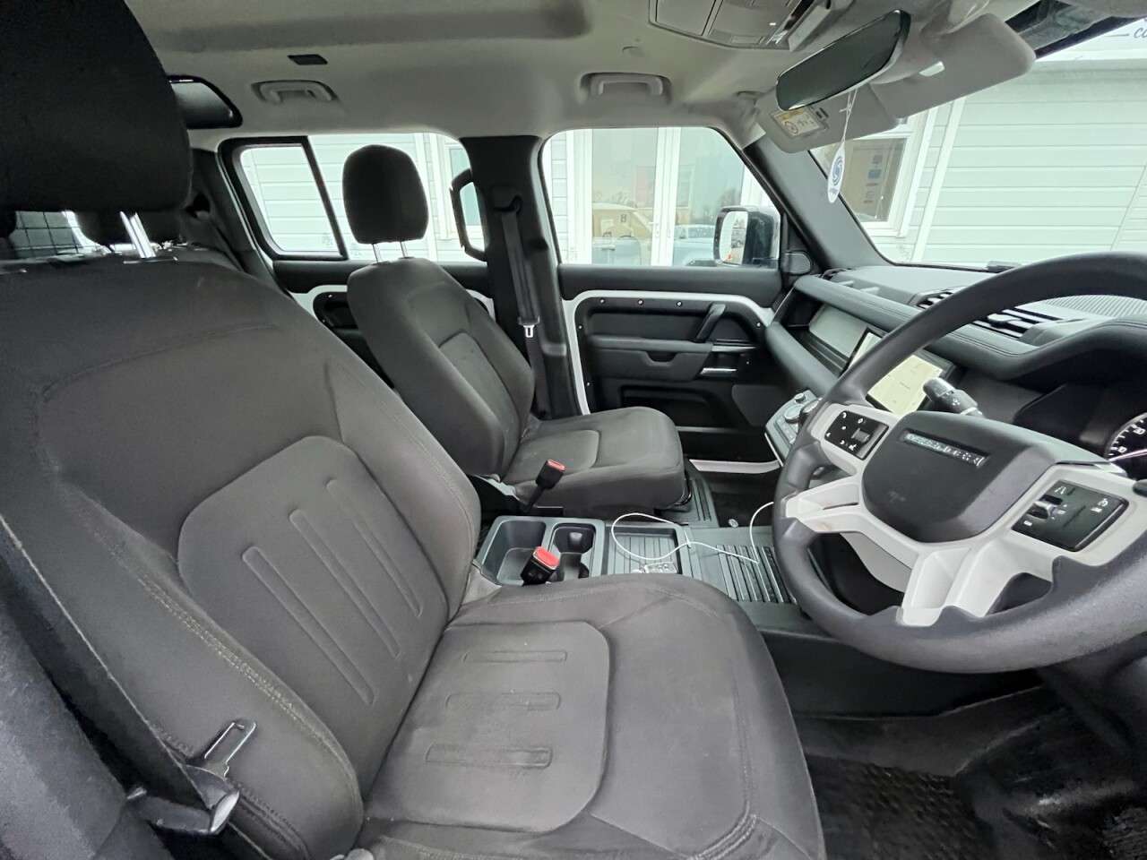 2020 LAND ROVER DEFENDER 110 2020 LAND ROVER DEFENDER 110