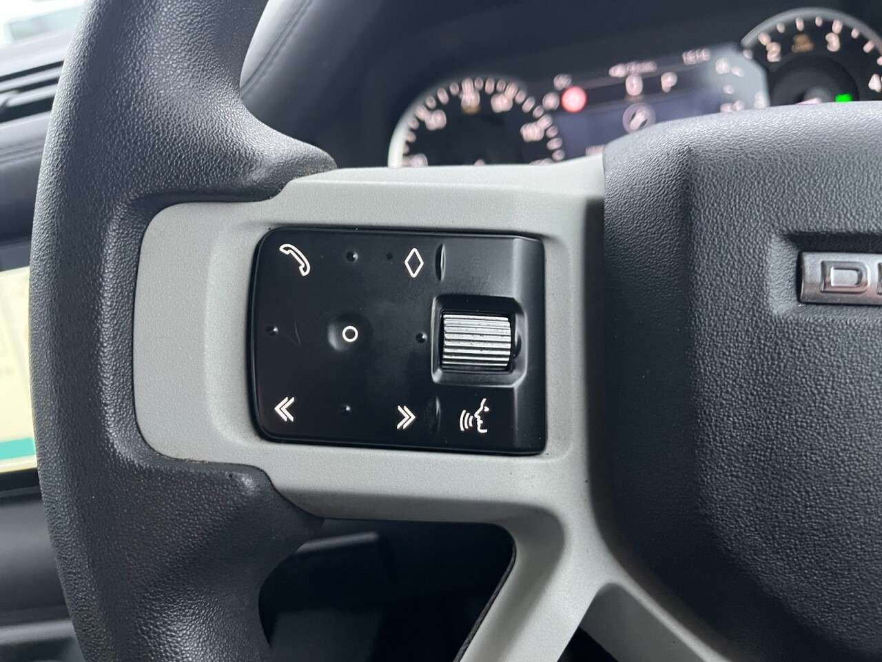 2020 LAND ROVER DEFENDER 110 2020 LAND ROVER DEFENDER 110