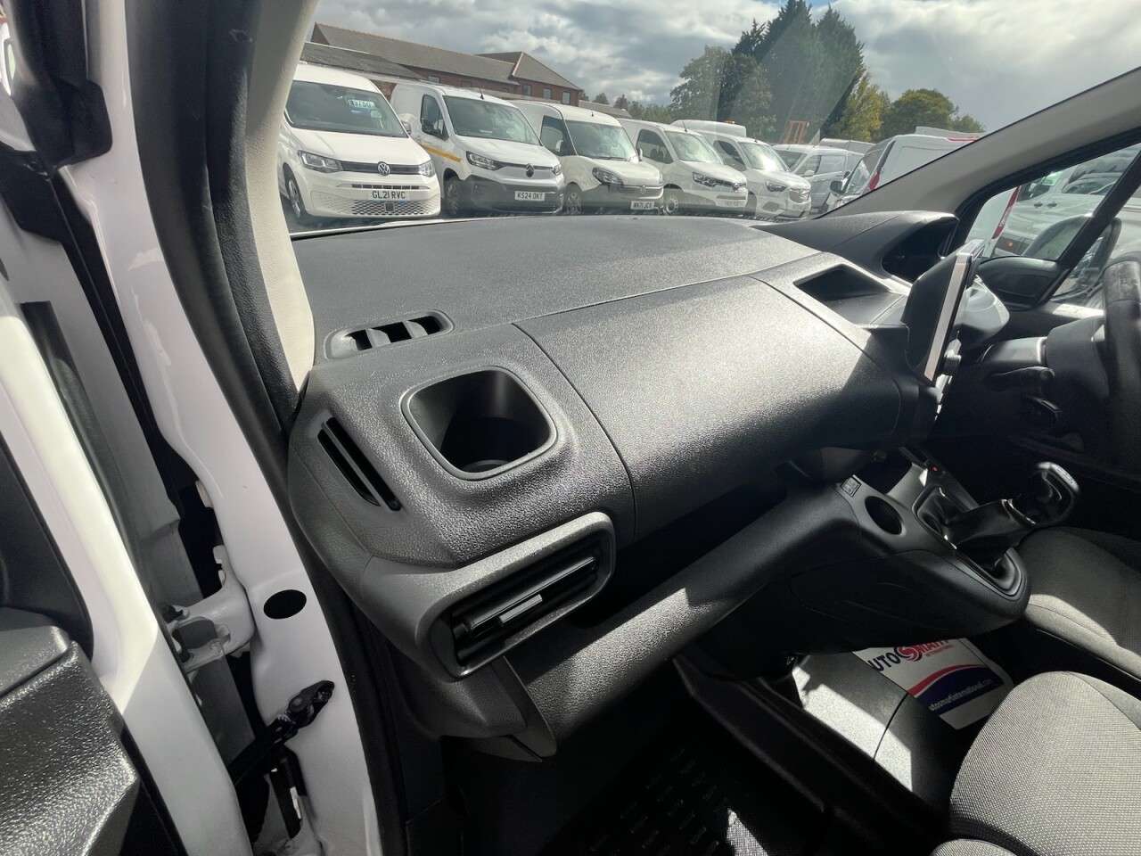 2021 PEUGEOT PARTNER 2021 PEUGEOT PARTNER