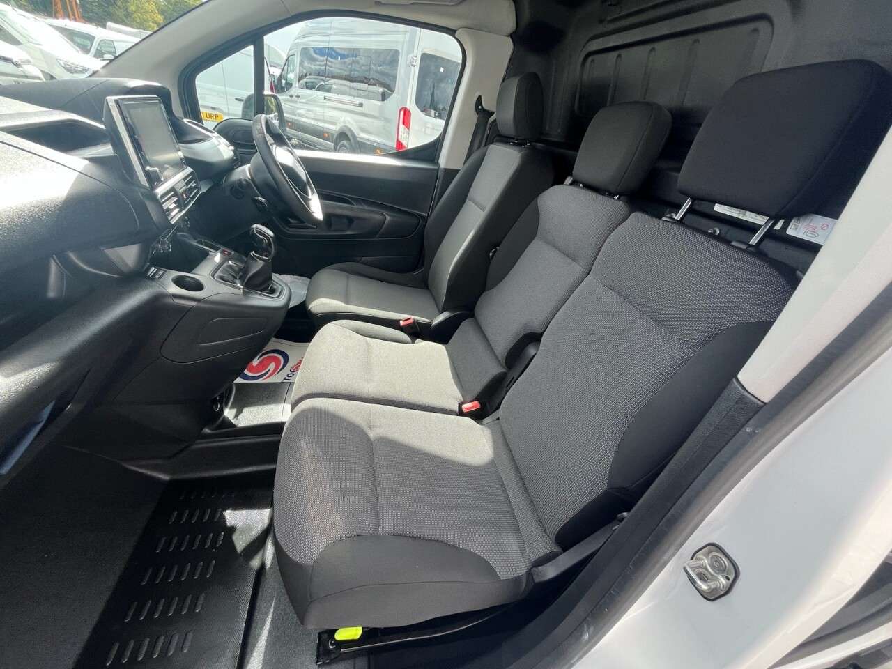 2021 PEUGEOT PARTNER 2021 PEUGEOT PARTNER