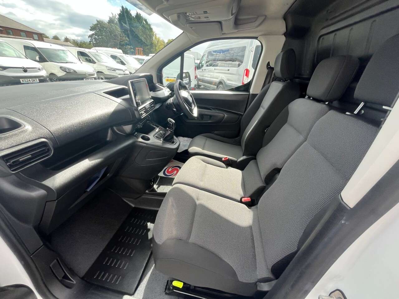 2021 PEUGEOT PARTNER 2021 PEUGEOT PARTNER