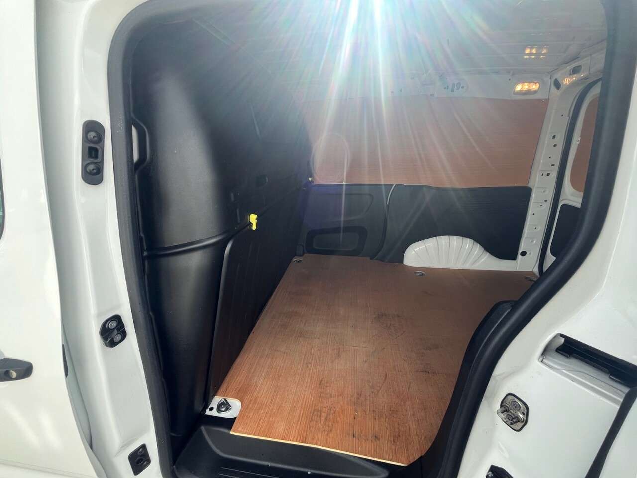 2021 PEUGEOT PARTNER 2021 PEUGEOT PARTNER