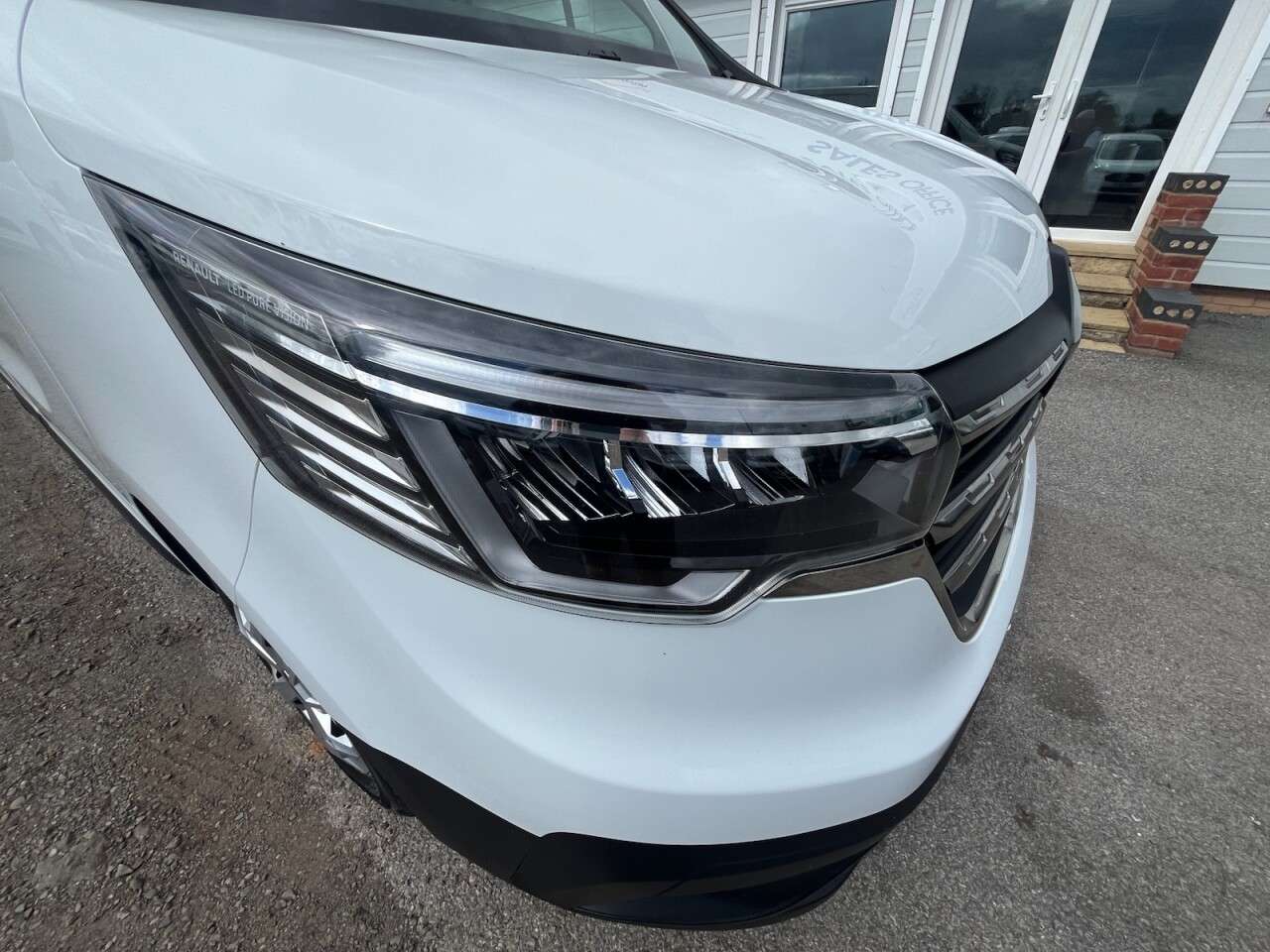 2022 RENAULT TRAFIC 2022 RENAULT TRAFIC