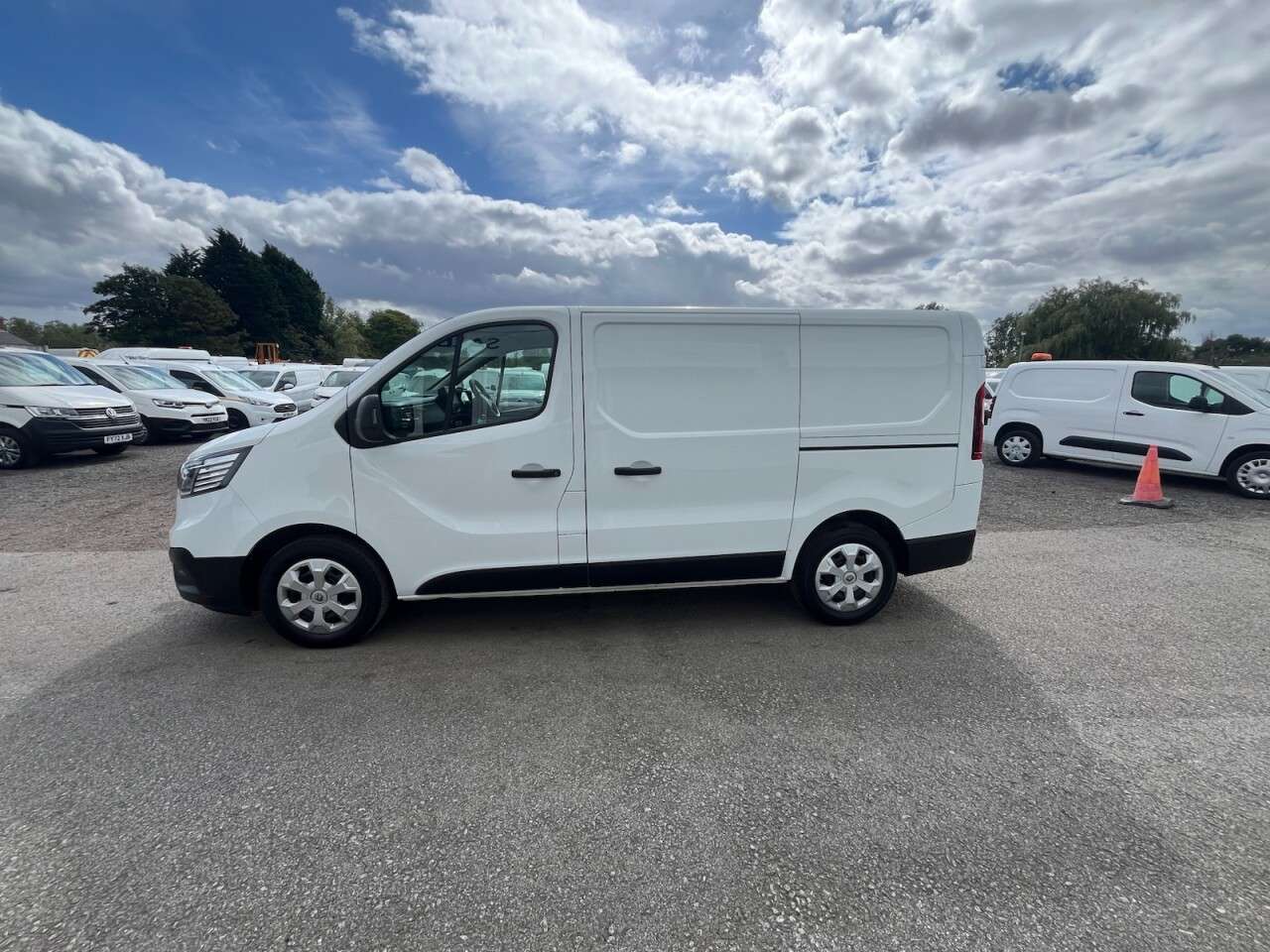 2022 RENAULT TRAFIC 2022 RENAULT TRAFIC