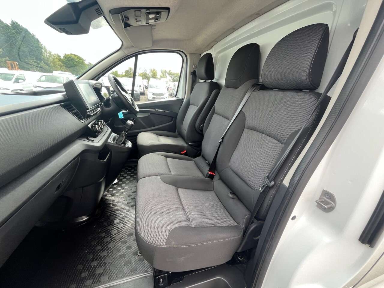 2022 RENAULT TRAFIC 2022 RENAULT TRAFIC