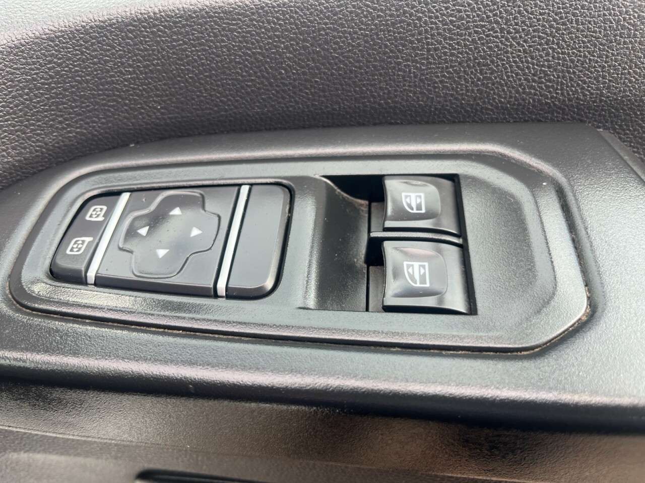 2022 RENAULT TRAFIC 2022 RENAULT TRAFIC