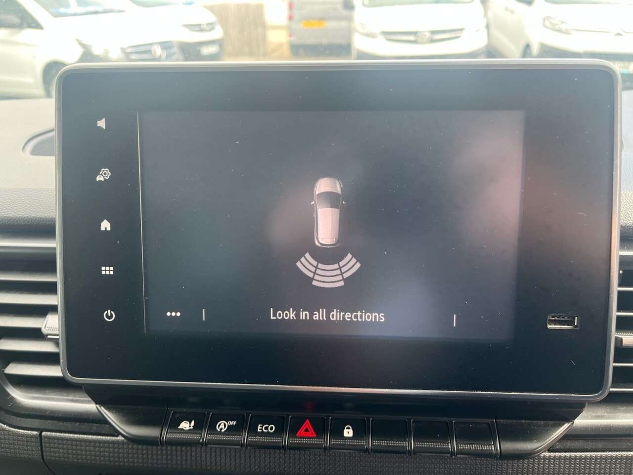 2022 RENAULT TRAFIC 2022 RENAULT TRAFIC