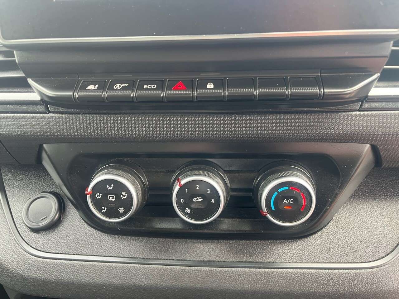 2022 RENAULT TRAFIC 2022 RENAULT TRAFIC