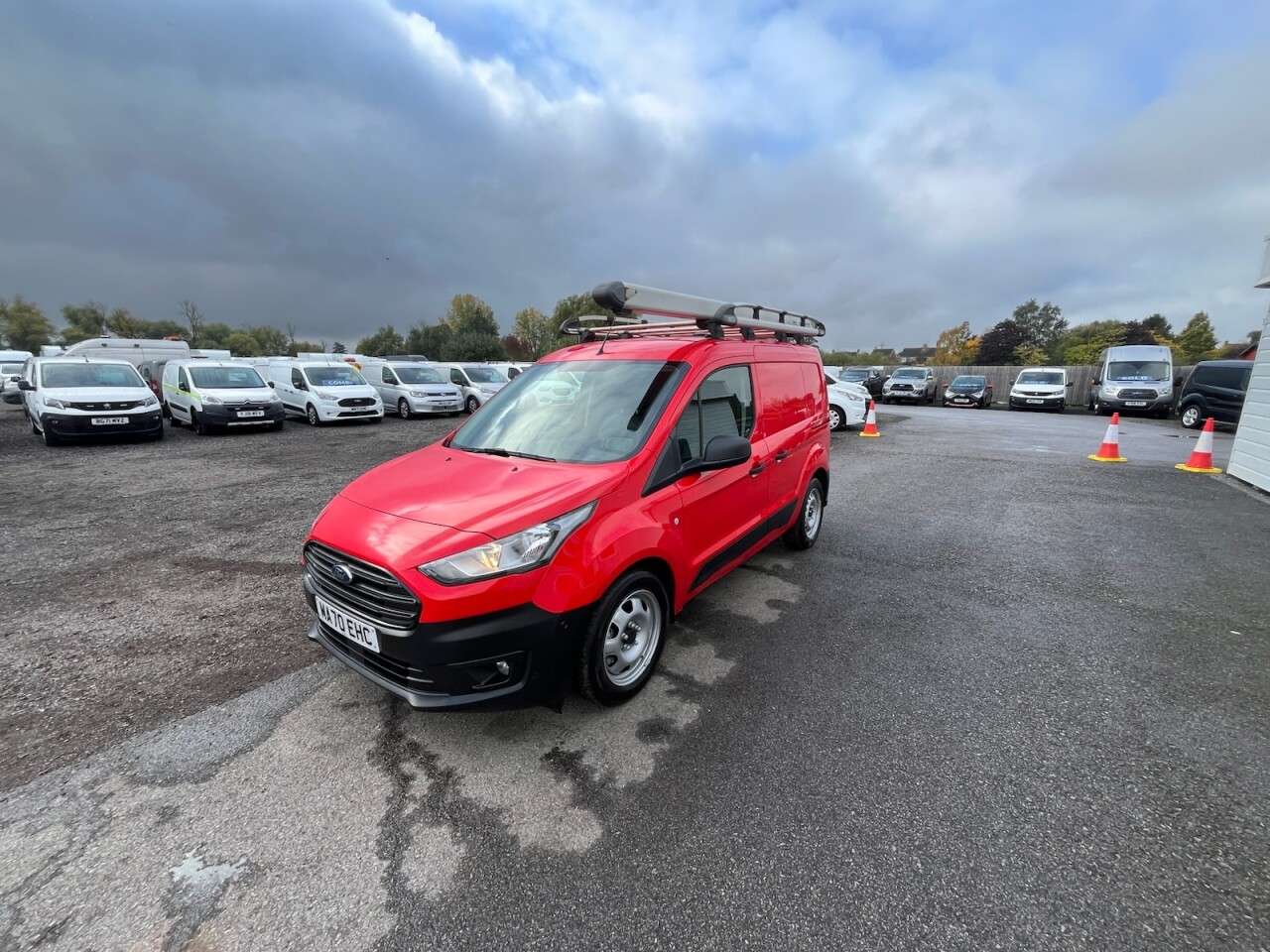 A 2020 FORD TRANSIT CONNECT 1.5 220 EcoBlue Leader Panel Van 5dr Diesel Manual L1 Euro 6 (s/s) (75 ps) A 2020 FORD TRANSIT CONNECT 1.5 220 EcoBlue Leader Panel Van 5dr Diesel Manual L1 Euro 6 (s/s) (75 ps)
