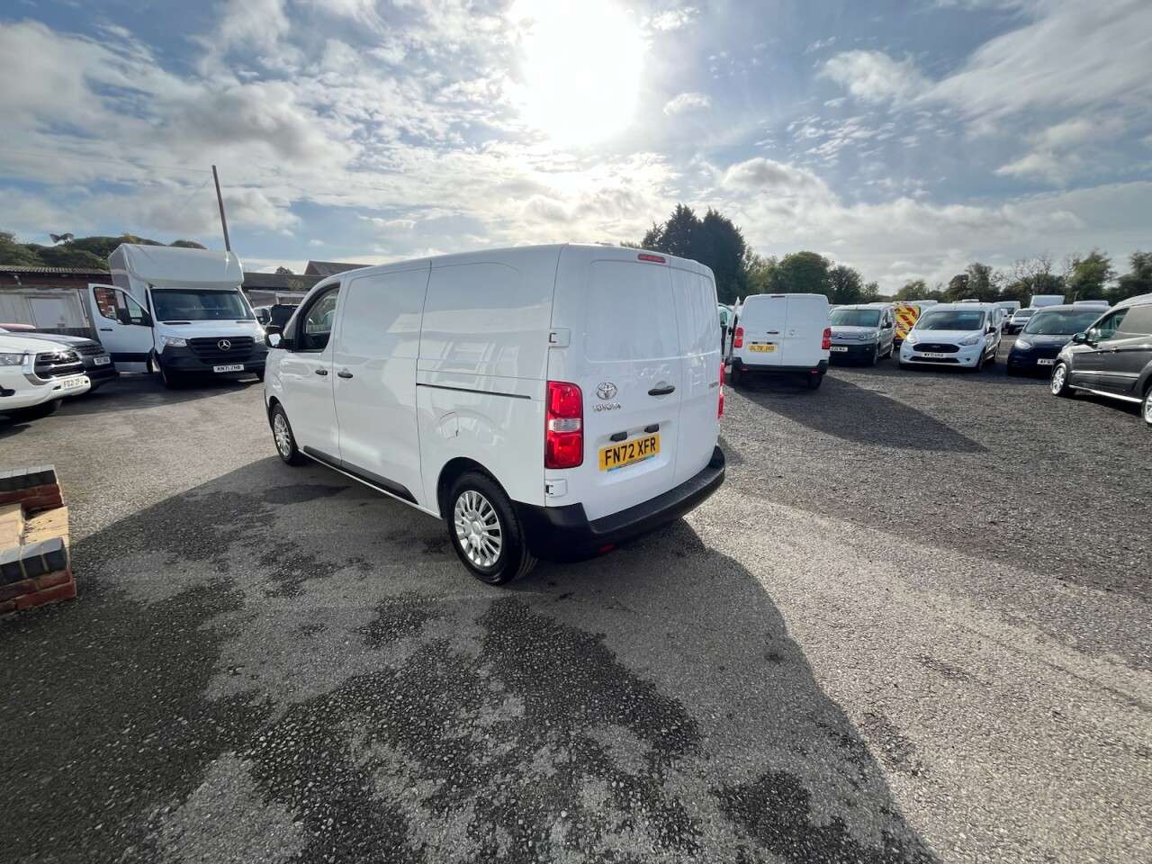 2022 TOYOTA PROACE 2022 TOYOTA PROACE