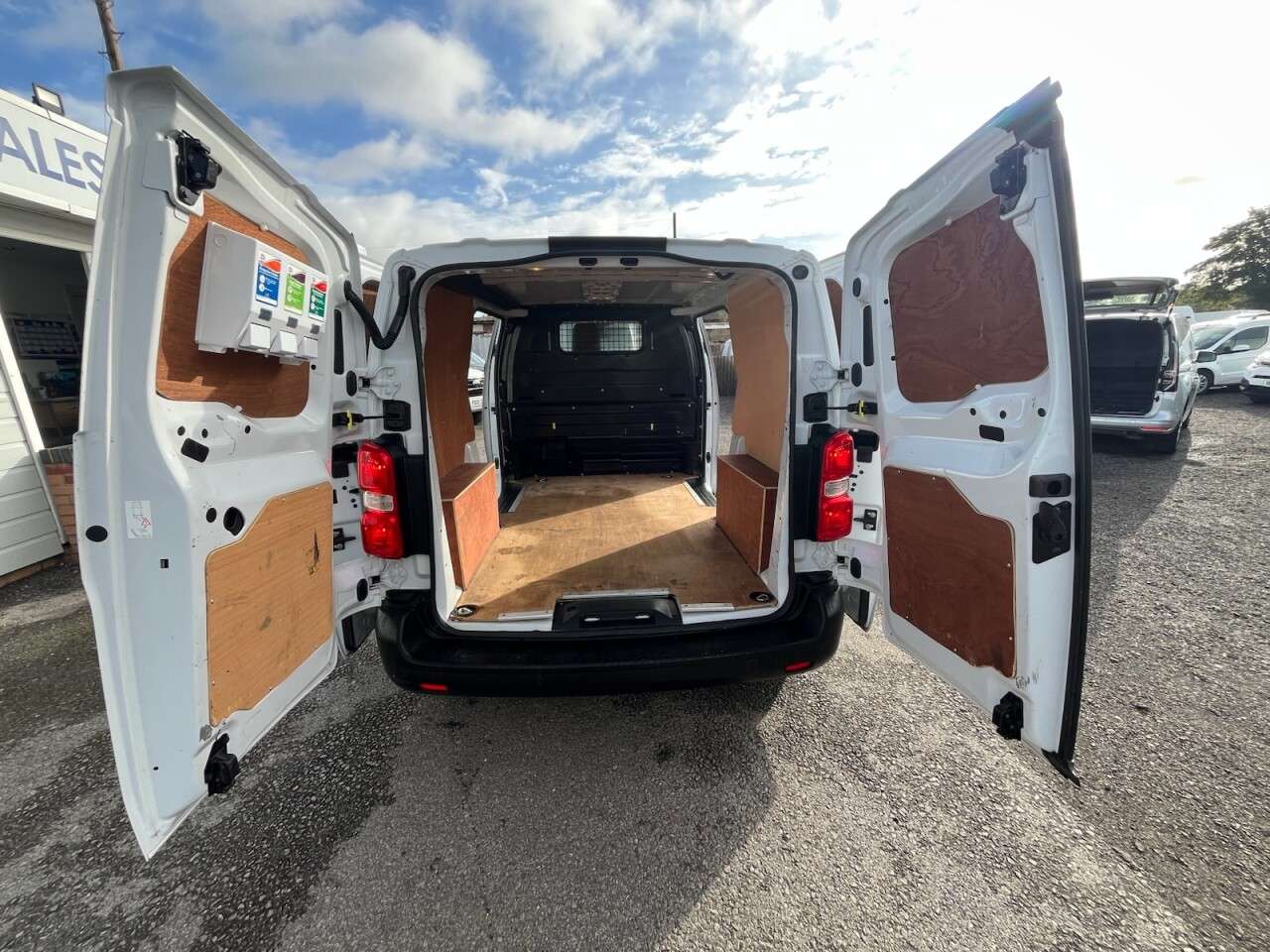 2022 TOYOTA PROACE 2022 TOYOTA PROACE