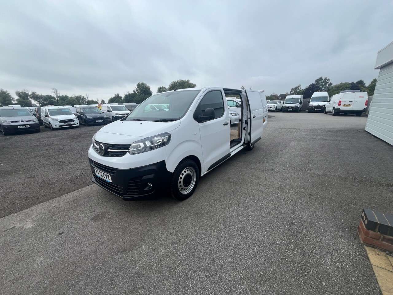 2022 VAUXHALL VIVARO 2022 VAUXHALL VIVARO