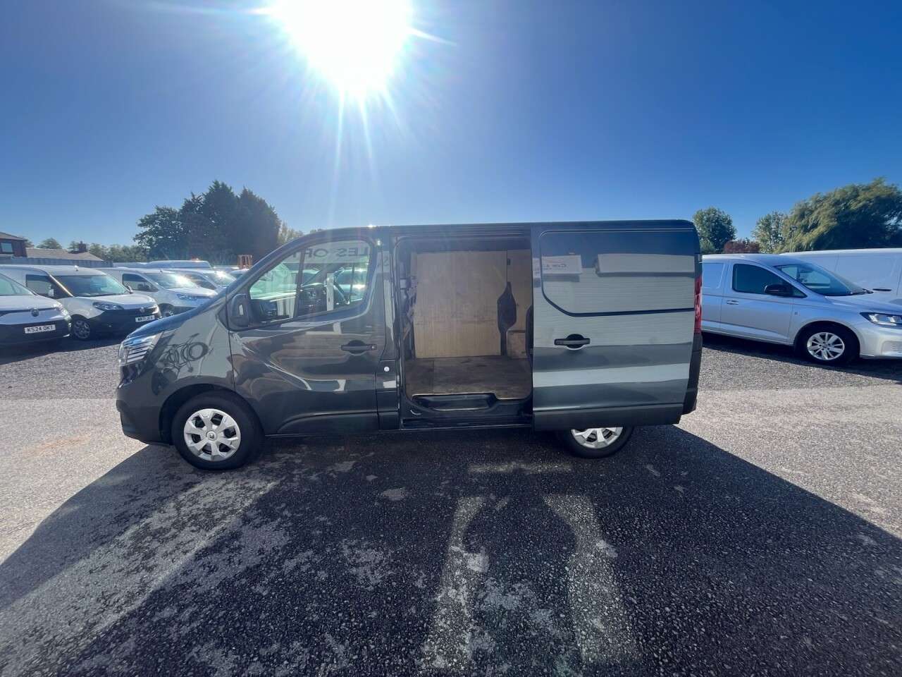 2022 RENAULT TRAFIC 2022 RENAULT TRAFIC