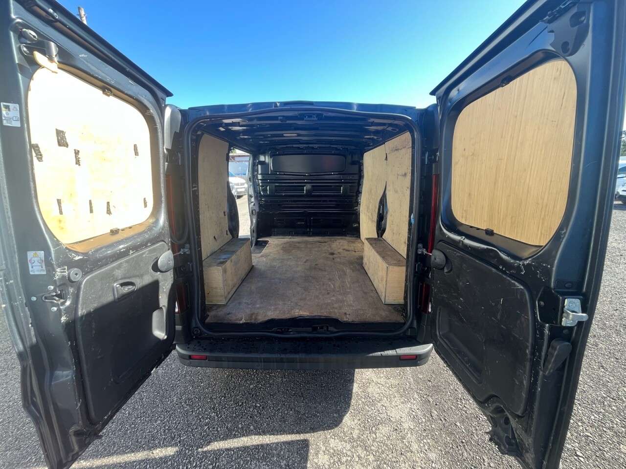 2022 RENAULT TRAFIC 2022 RENAULT TRAFIC