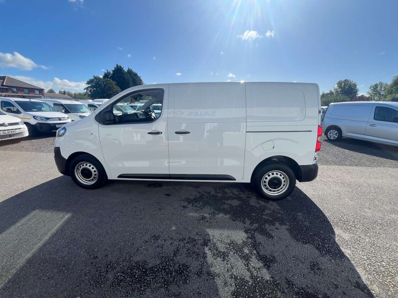 2023 VAUXHALL VIVARO 2023 VAUXHALL VIVARO