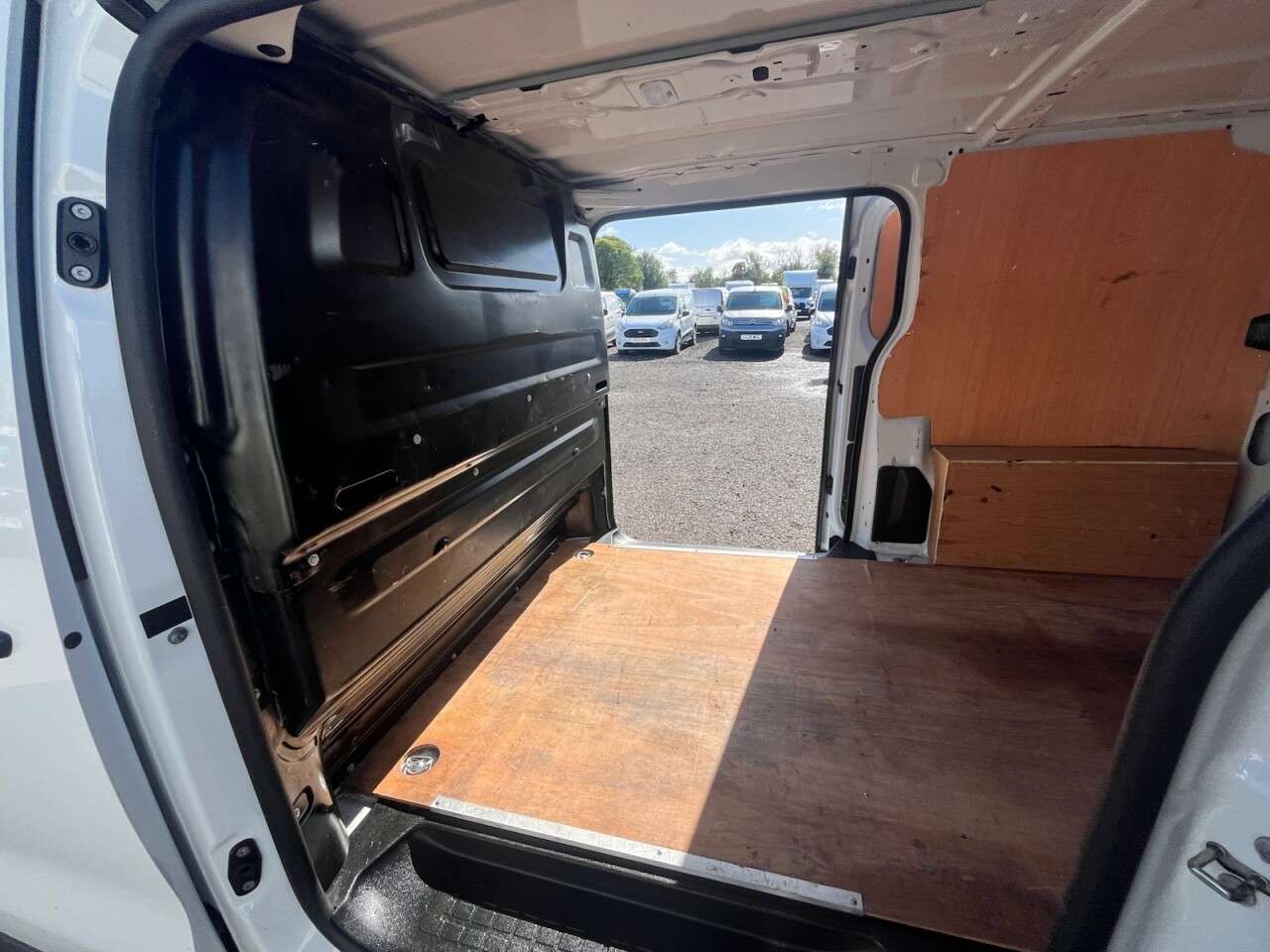 2023 VAUXHALL VIVARO 2023 VAUXHALL VIVARO