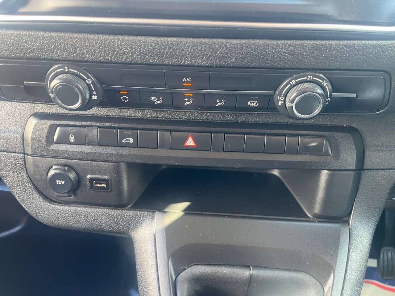 2023 VAUXHALL VIVARO 2023 VAUXHALL VIVARO