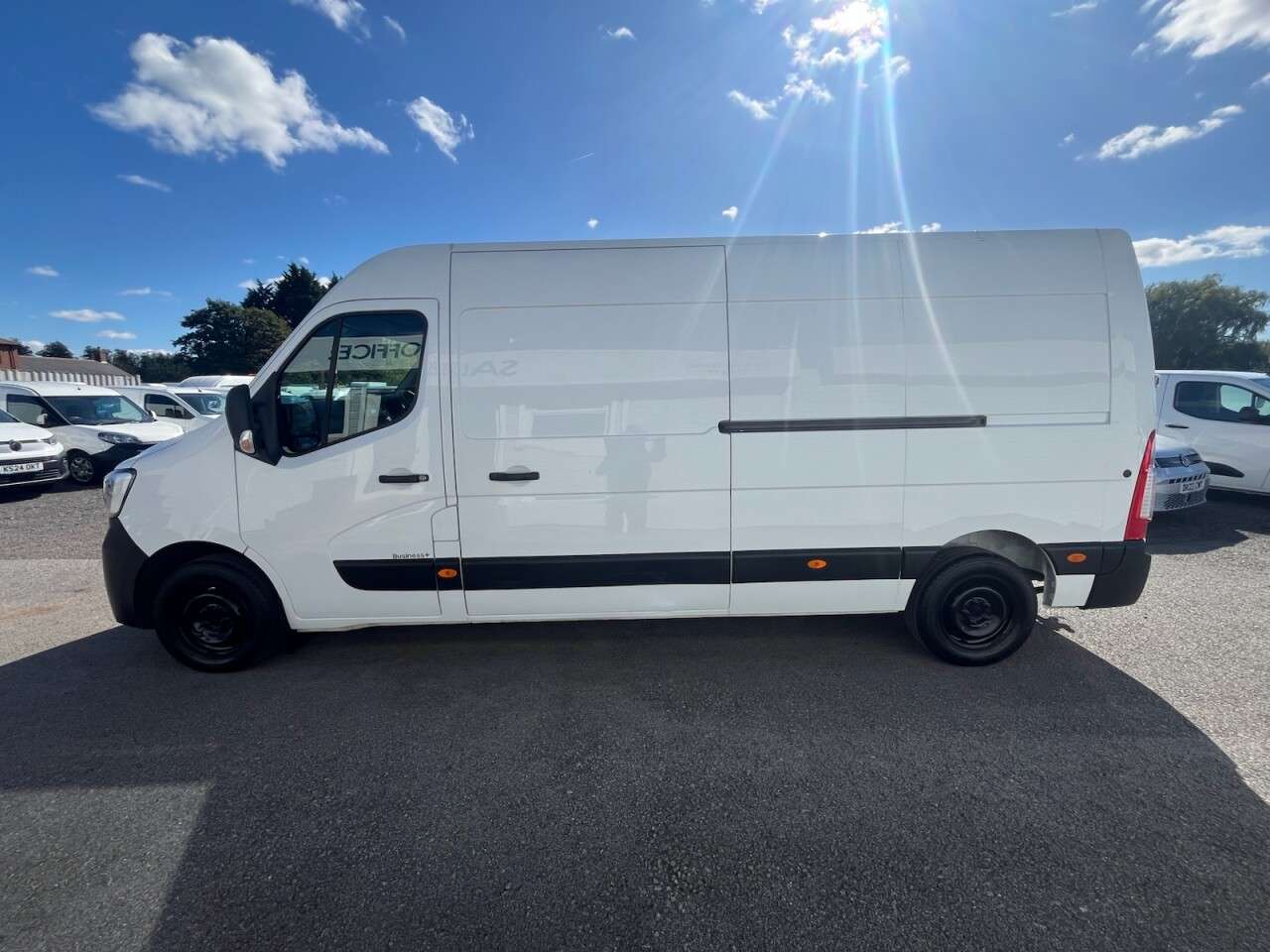 2022 RENAULT MASTER 2022 RENAULT MASTER