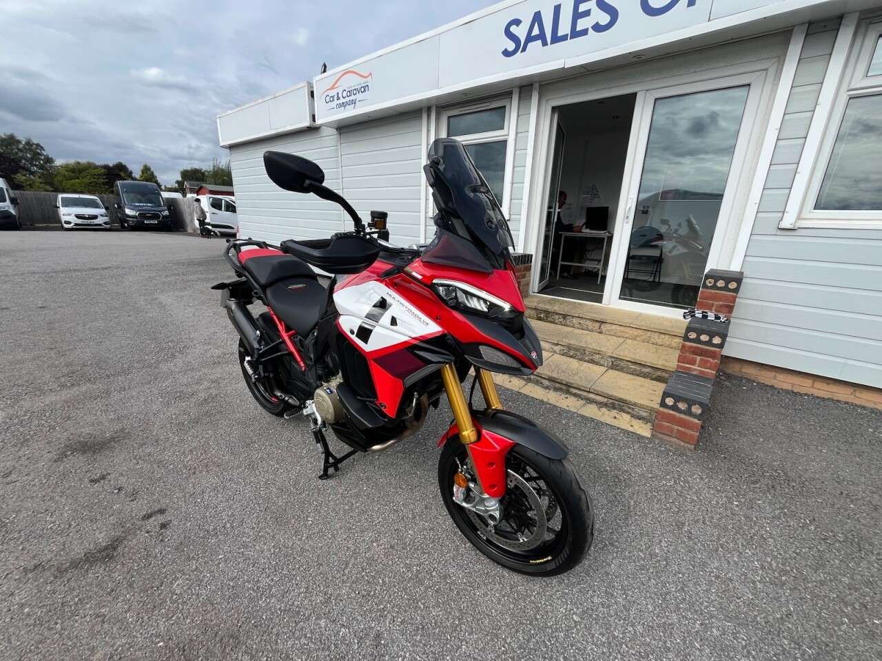 2022 DUCATI MULTISTRADA V4 2022 DUCATI MULTISTRADA V4