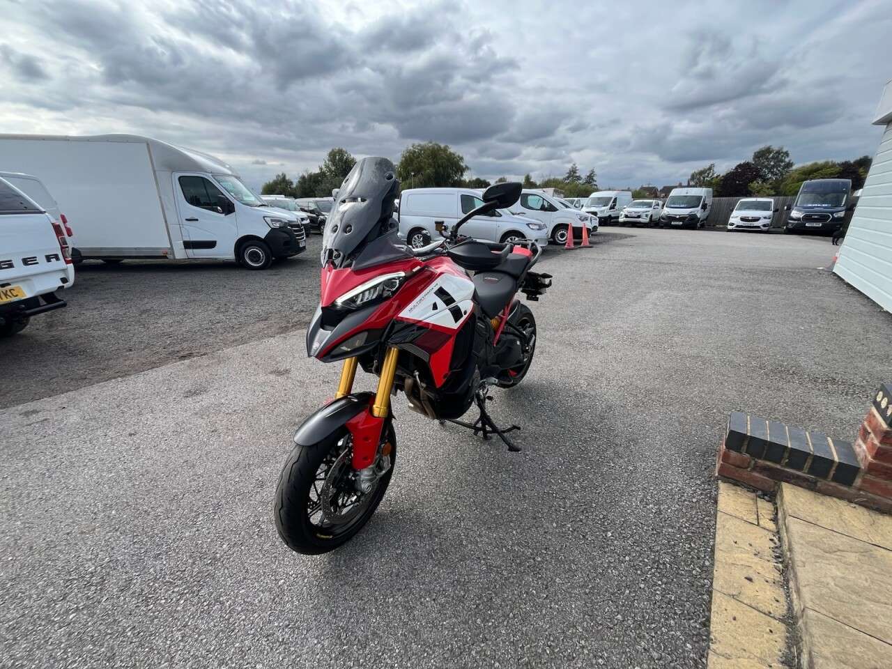 2022 DUCATI MULTISTRADA V4 2022 DUCATI MULTISTRADA V4