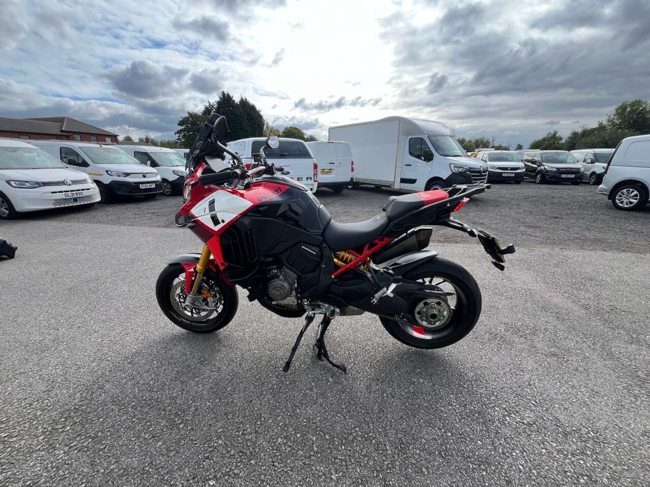 2022 DUCATI MULTISTRADA V4 2022 DUCATI MULTISTRADA V4