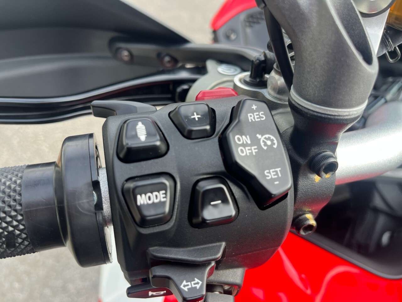 2022 DUCATI MULTISTRADA V4 2022 DUCATI MULTISTRADA V4