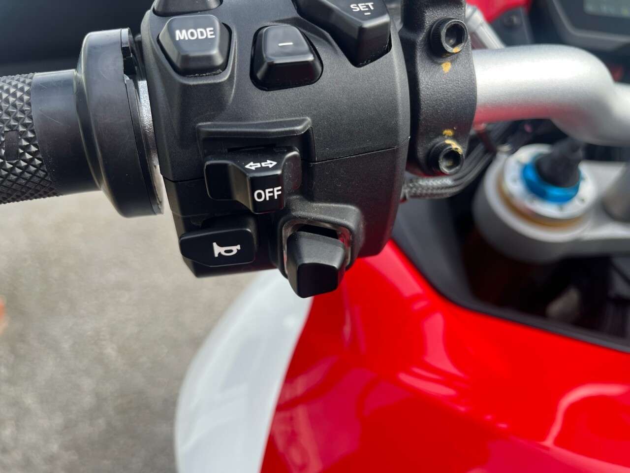 2022 DUCATI MULTISTRADA V4 2022 DUCATI MULTISTRADA V4