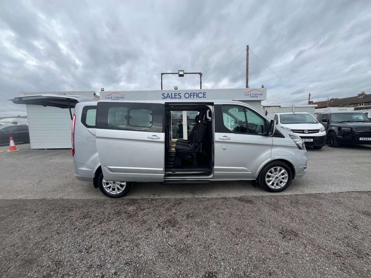 2021 FORD TOURNEO CUSTOM 2021 FORD TOURNEO CUSTOM