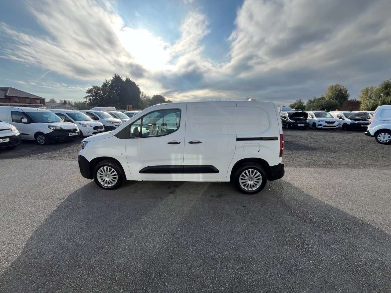 2021 PEUGEOT PARTNER 2021 PEUGEOT PARTNER