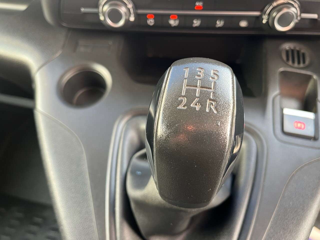 2021 PEUGEOT PARTNER 2021 PEUGEOT PARTNER