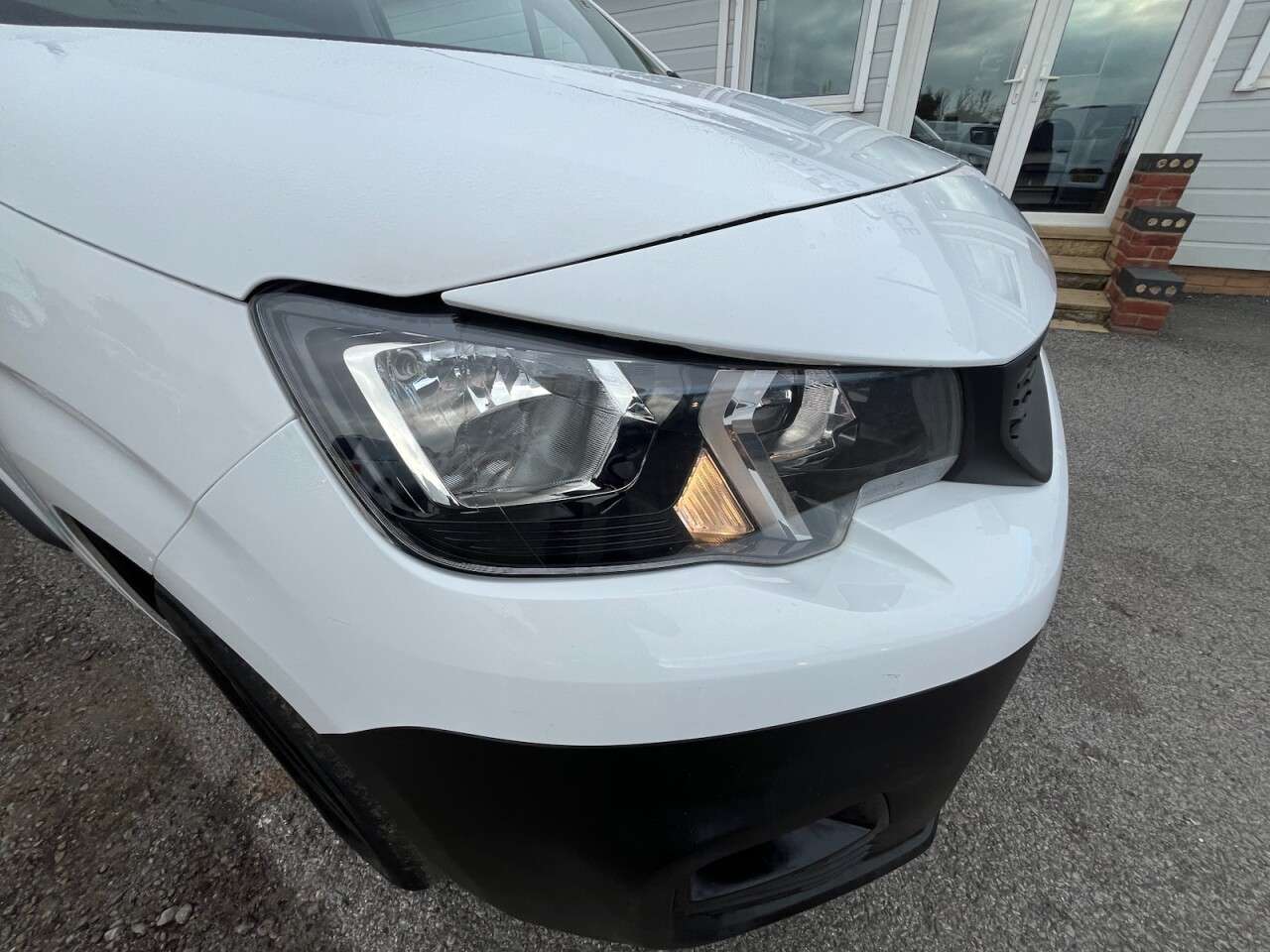 2021 PEUGEOT PARTNER 2021 PEUGEOT PARTNER