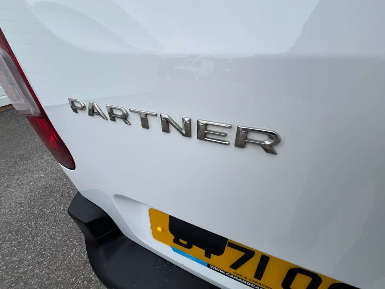 2021 PEUGEOT PARTNER 2021 PEUGEOT PARTNER