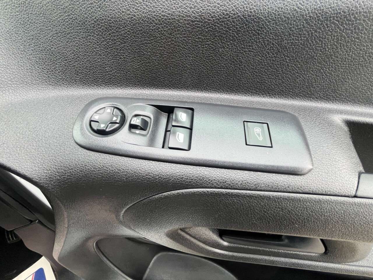 2021 PEUGEOT PARTNER 2021 PEUGEOT PARTNER