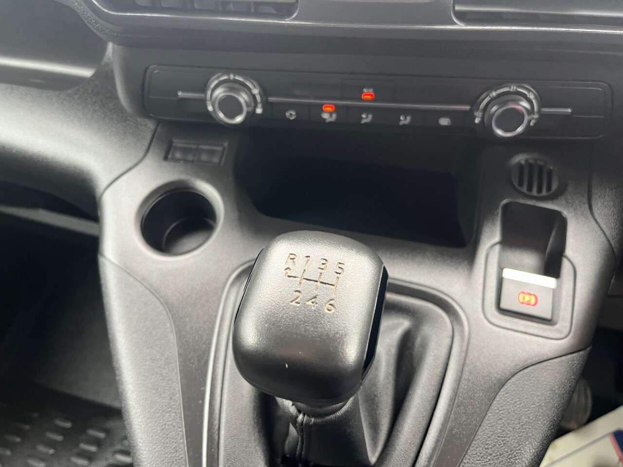 2021 PEUGEOT PARTNER 2021 PEUGEOT PARTNER