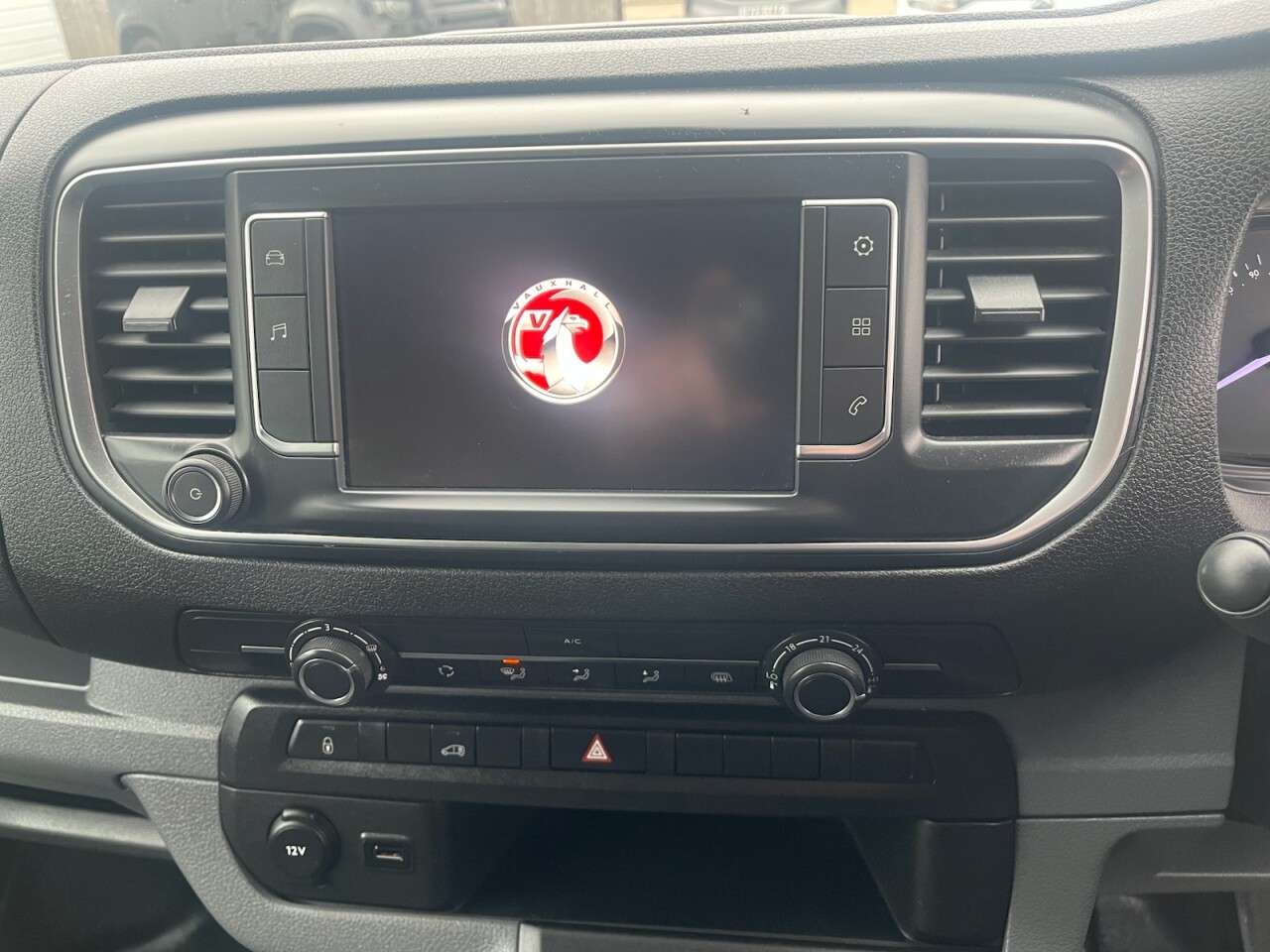 2022 VAUXHALL VIVARO 2022 VAUXHALL VIVARO