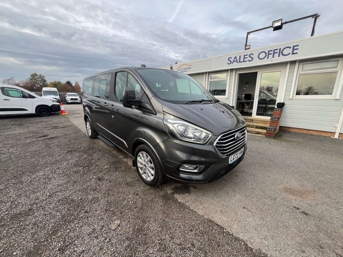 Check out this Ford Tourneo Custom 2022 Hybrid Diesel Manual