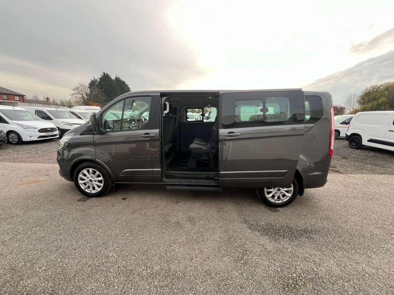 2022 FORD TOURNEO CUSTOM 2022 FORD TOURNEO CUSTOM