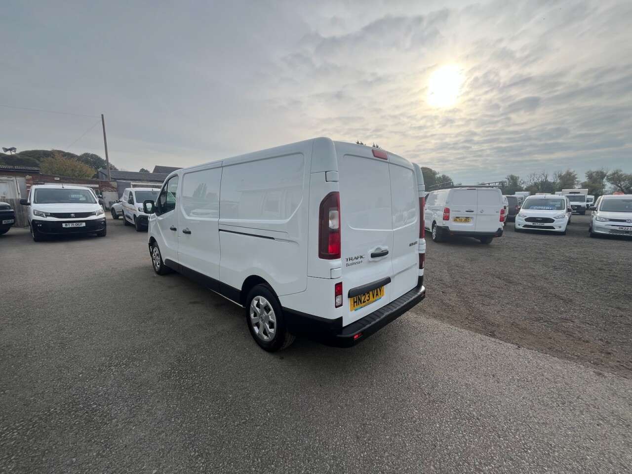 2023 RENAULT TRAFIC 2023 RENAULT TRAFIC