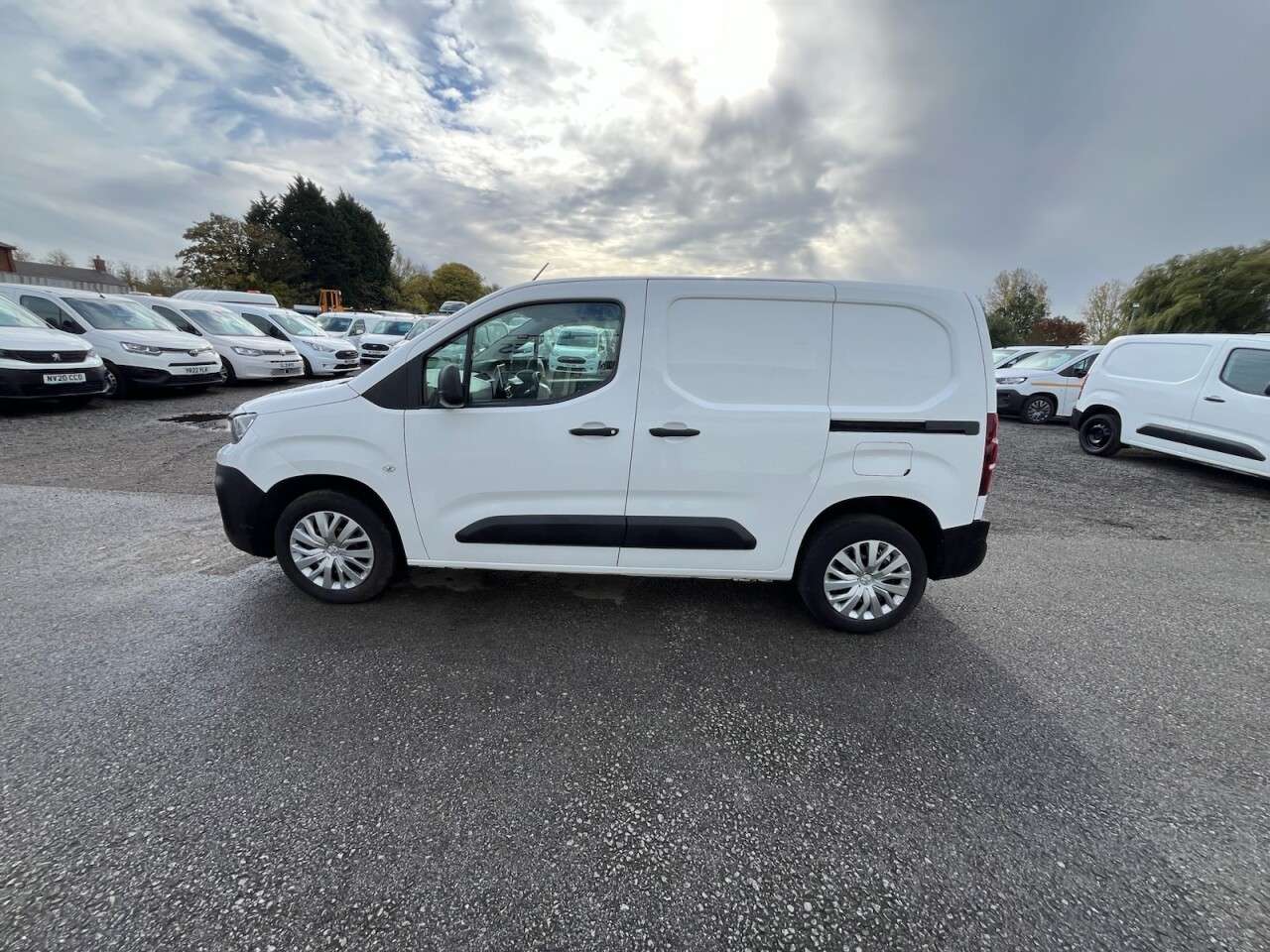 2021 PEUGEOT PARTNER 2021 PEUGEOT PARTNER