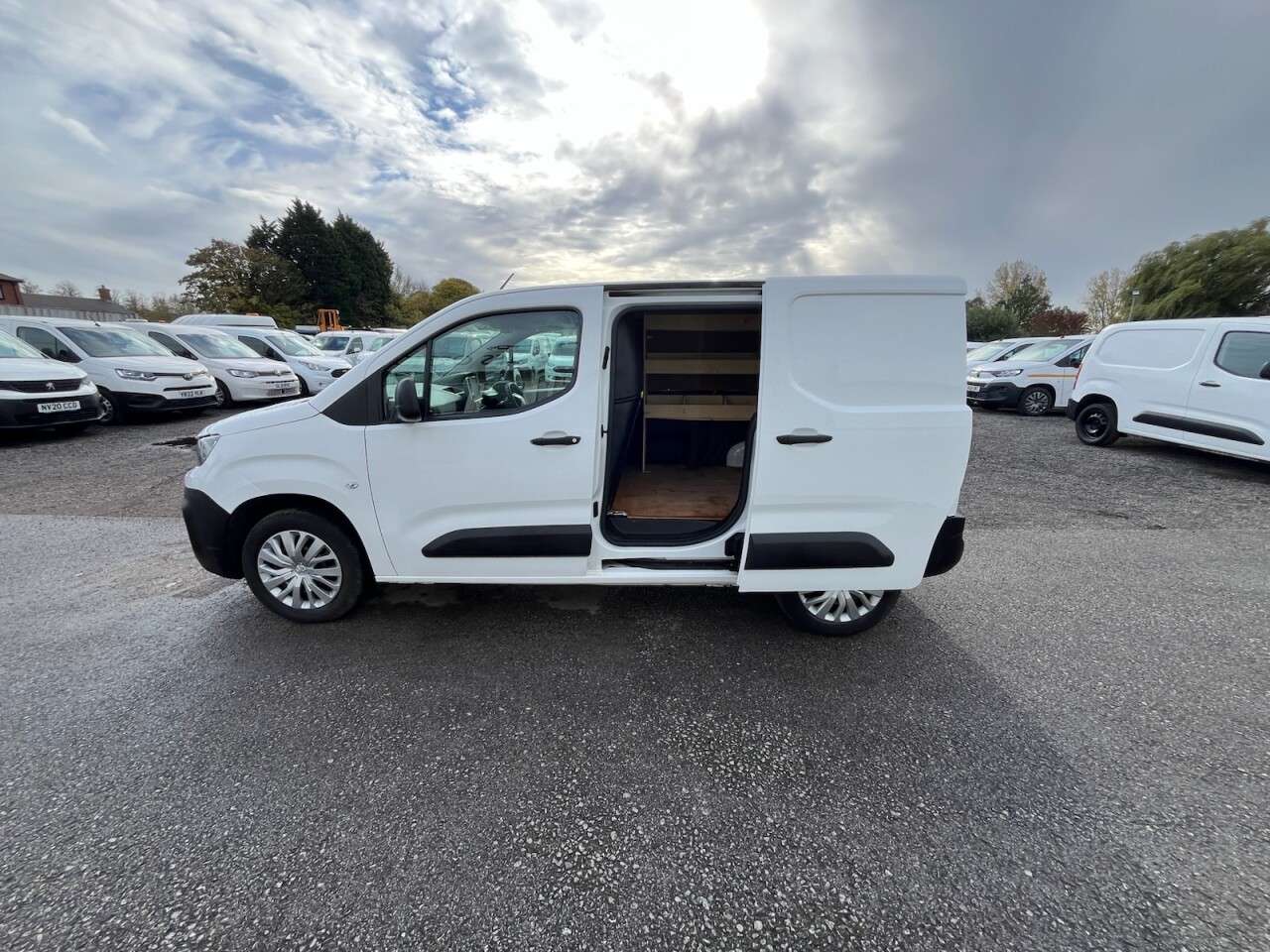 2021 PEUGEOT PARTNER 2021 PEUGEOT PARTNER