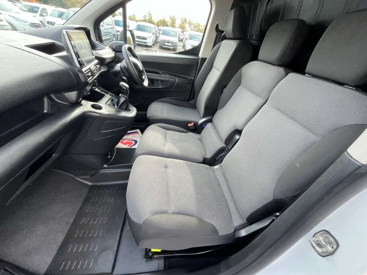 2021 PEUGEOT PARTNER 2021 PEUGEOT PARTNER