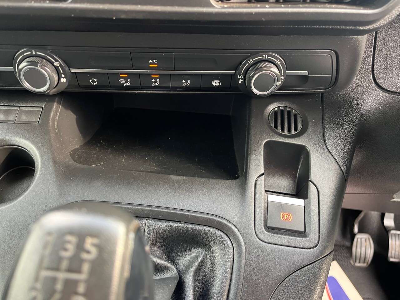 2021 PEUGEOT PARTNER 2021 PEUGEOT PARTNER